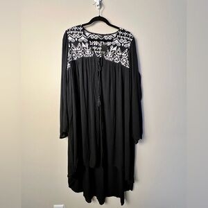 NWT - Torrid Embroidered Swimsuit Coverup - Size 1/2